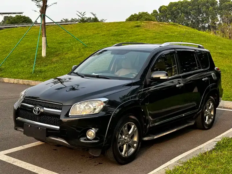 Toyota RAV4, 2012