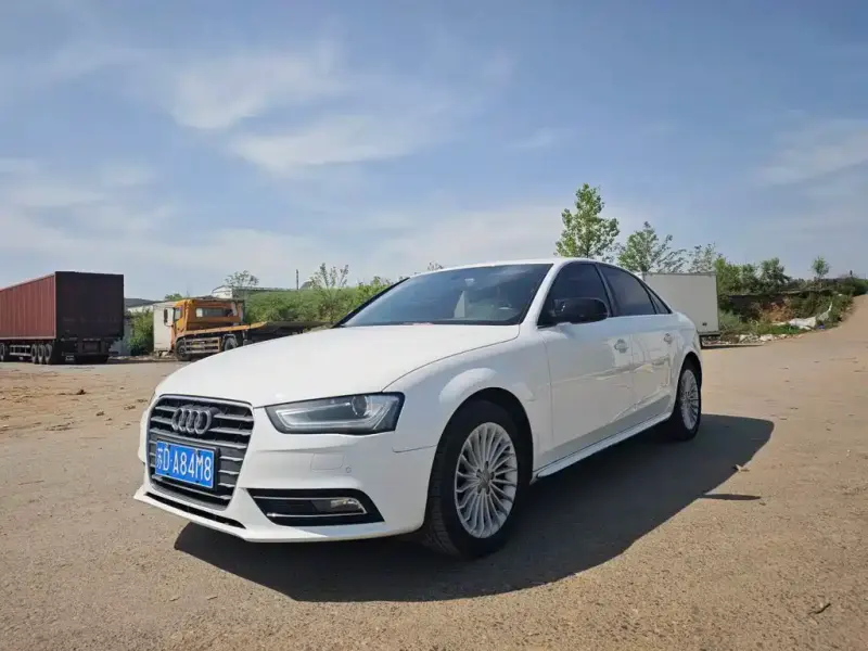 Audi A4L, 2015 — фото 1
