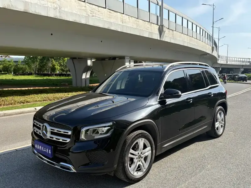 Mercedes-Benz GLB, 2022