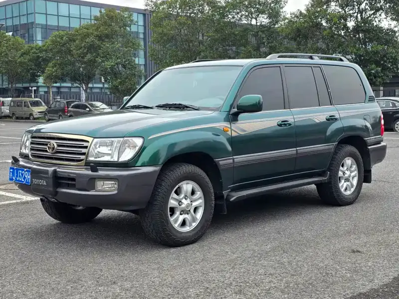 Toyota Land Cruiser, 2004