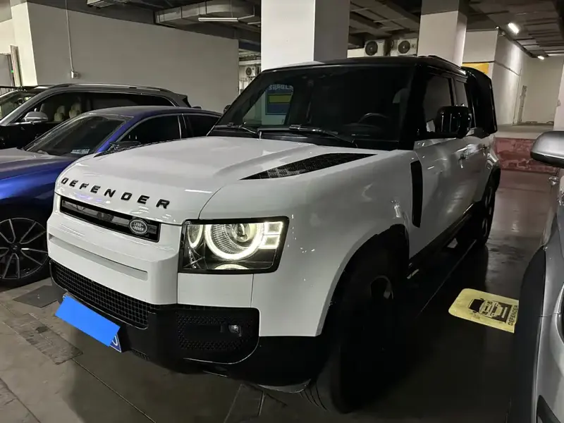 Land Rover Defender, 2021