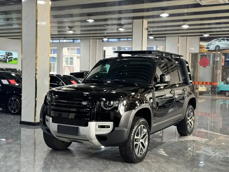 Land Rover Defender, 2024