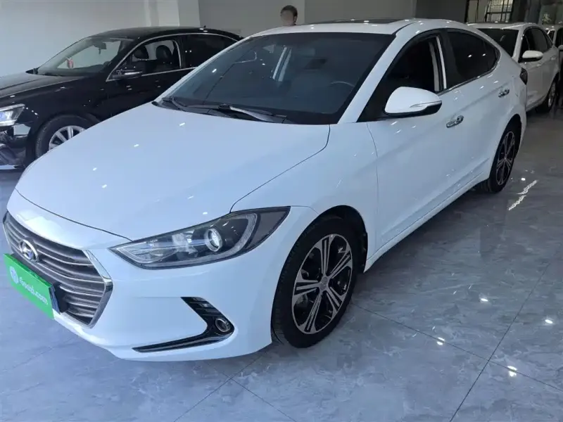 Hyundai Elantra, 2019