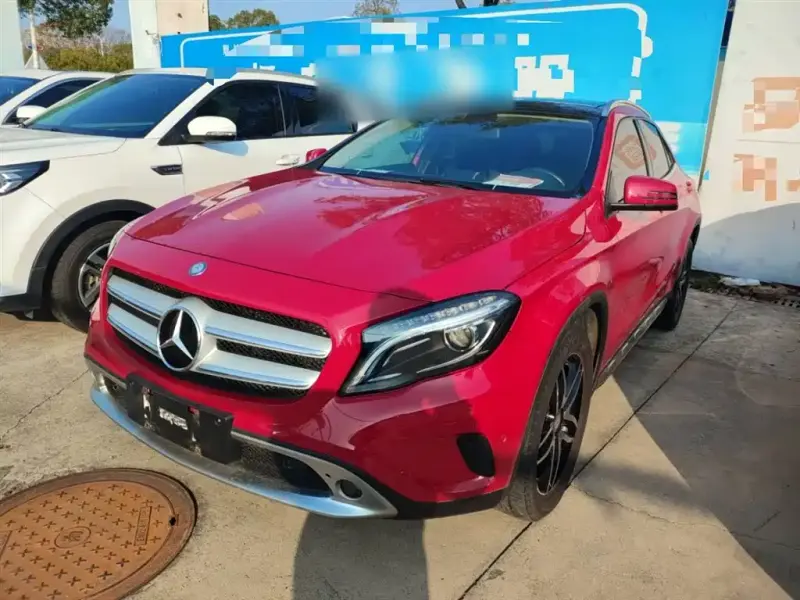 Mercedes-Benz GLA, 2015 — фото 1
