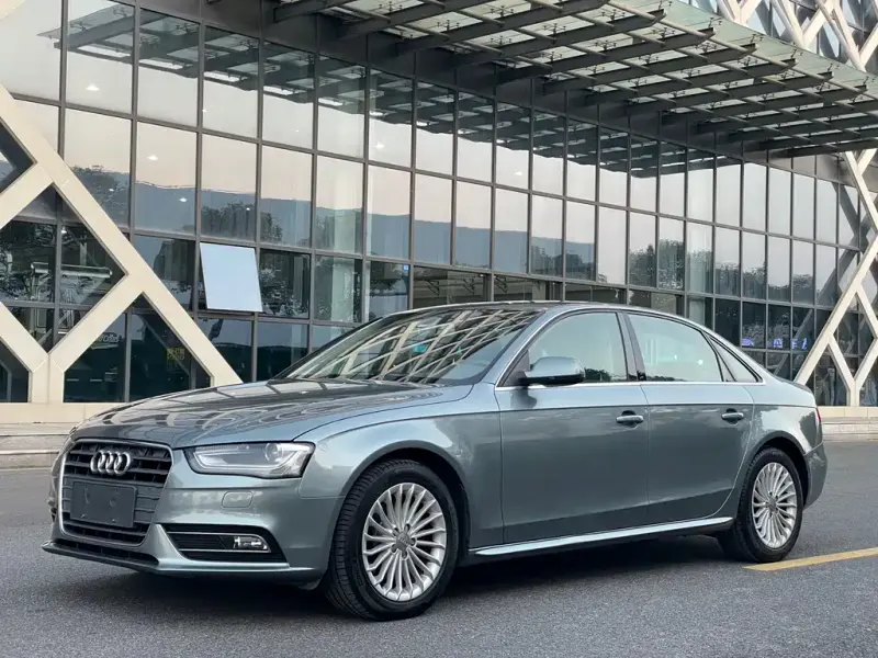 Audi A4L, 2015 — фото 1
