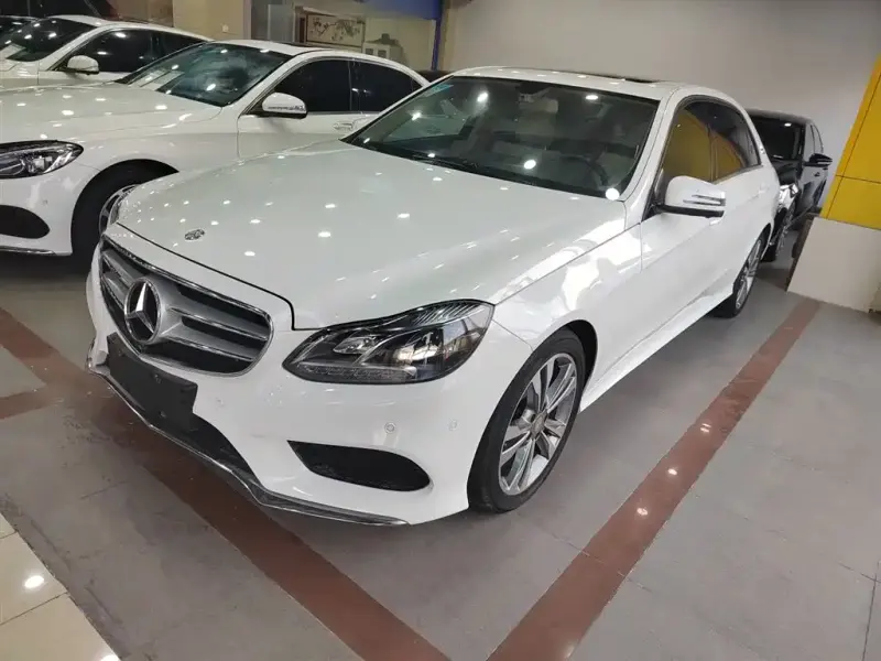 Mercedes-Benz E-Class, 2015 — фото 1