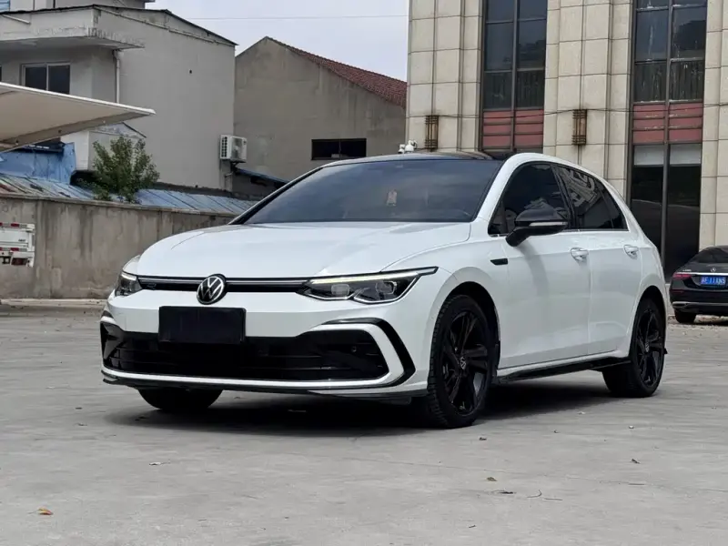 Volkswagen Golf, 2021