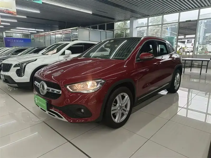 Mercedes-Benz GLA, 2021