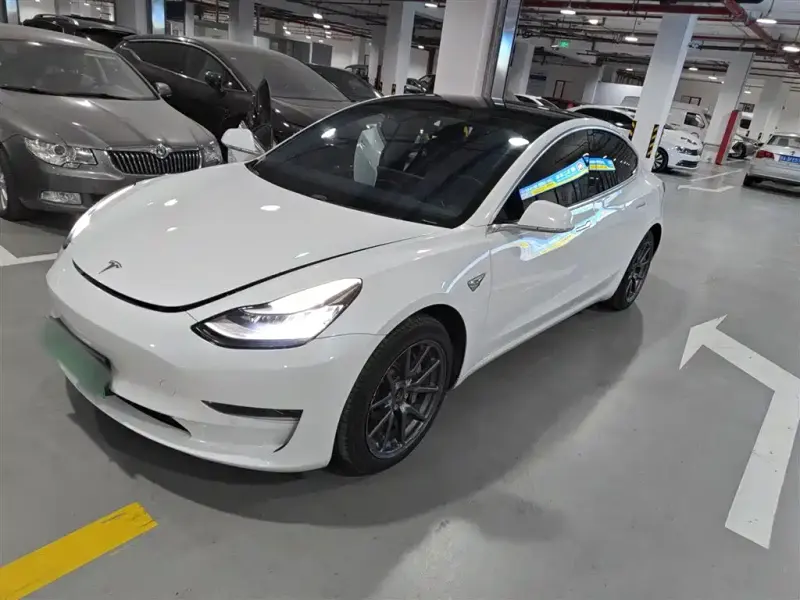 Tesla Model 3, 2020