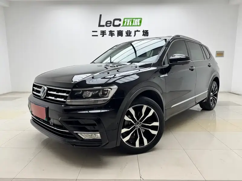 Volkswagen Tiguan L, 2021