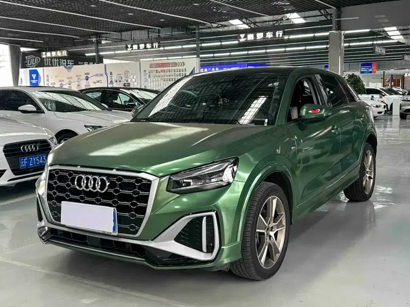 Audi Q2L, 2025 — фото 1