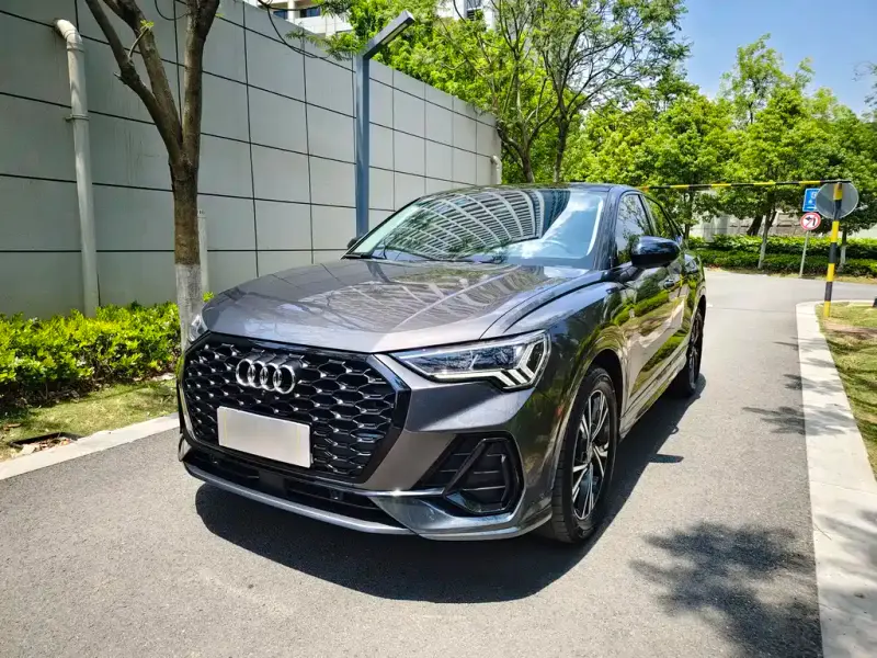 Audi Q3 Sportback, 2022