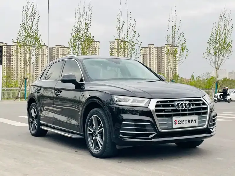 Audi Q5L, 2019