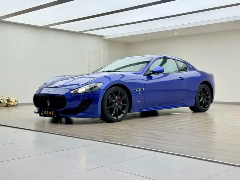 Maserati GranTurismo, 2015 — фото 1