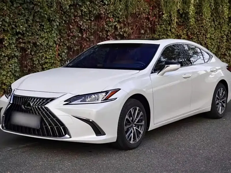 Lexus ES, 2024