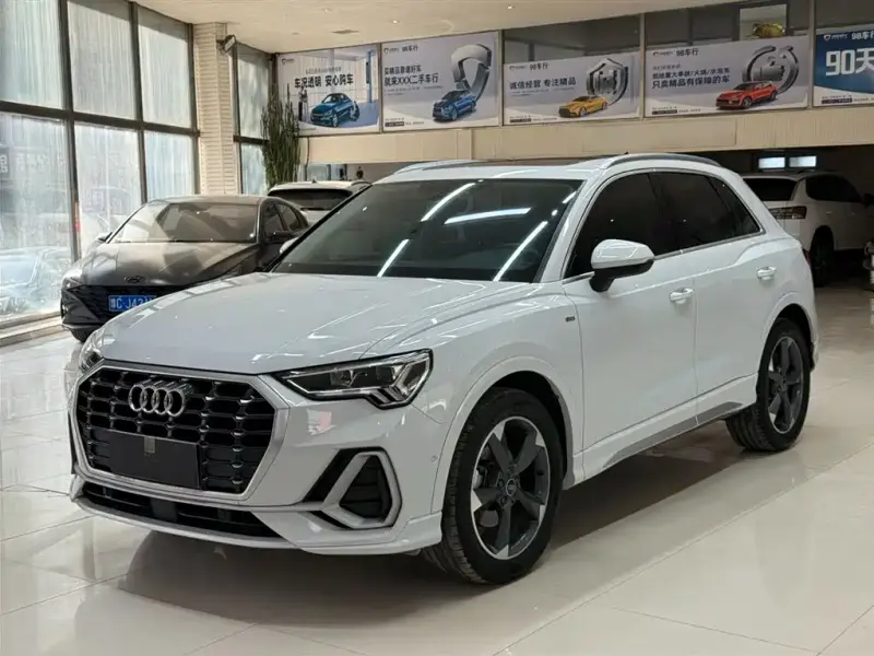 Audi Q3, 2023
