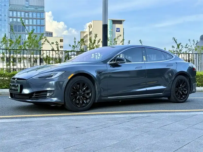 Tesla Model S, 2019