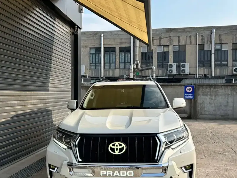 Toyota Prado, 2018 — фото 1