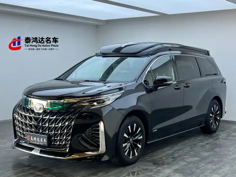 Toyota Sienna, 2025