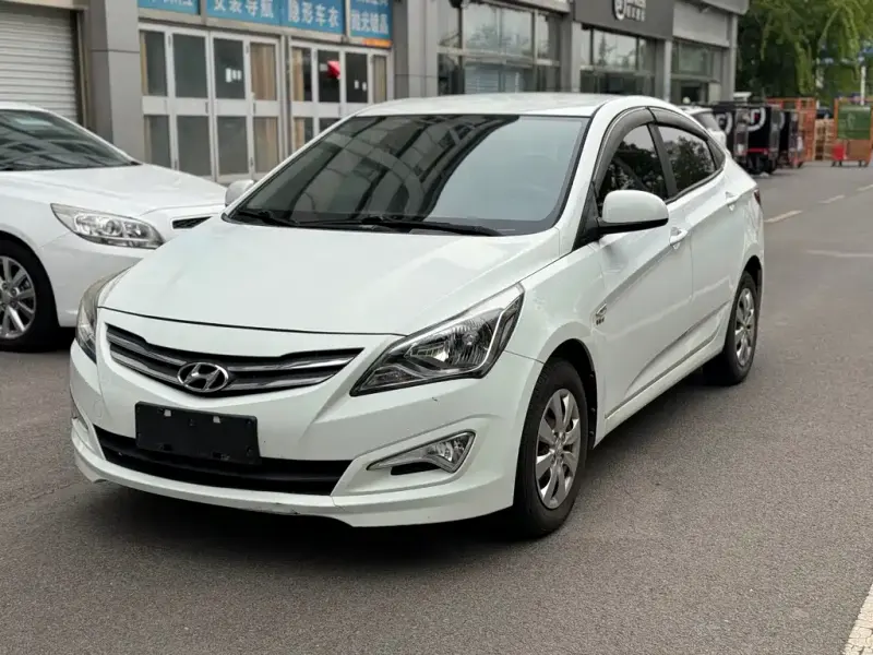 Hyundai Verna, 2014