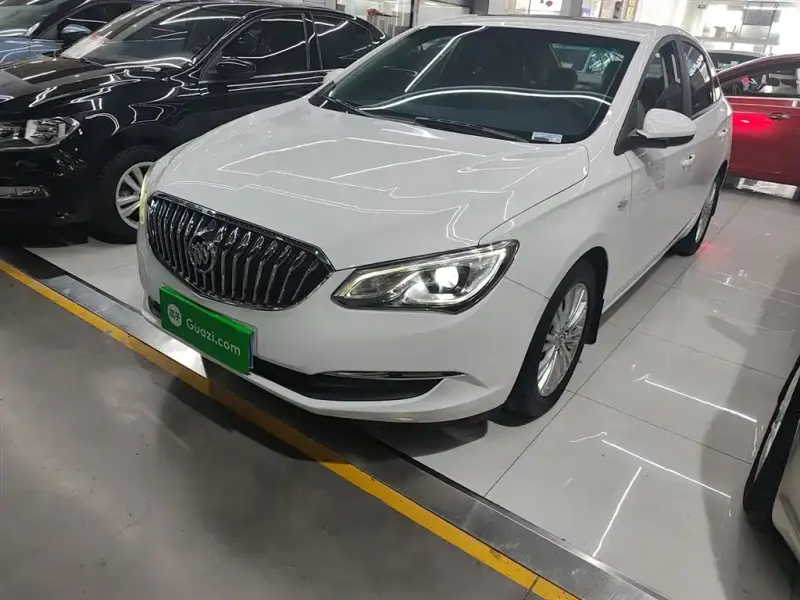 Buick Excelle, 2017