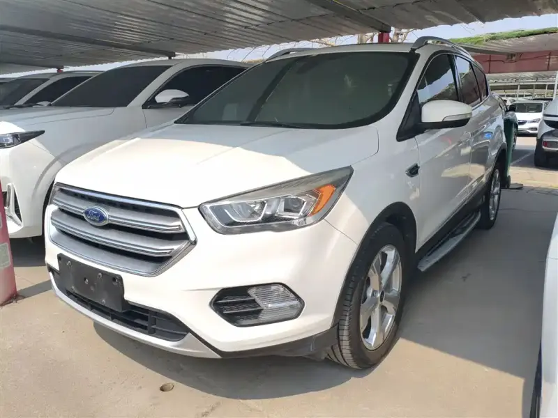 Ford Kuga, 2017