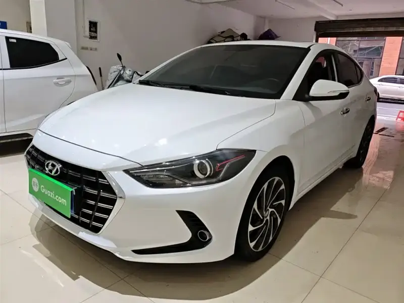 Hyundai Elantra, 2020