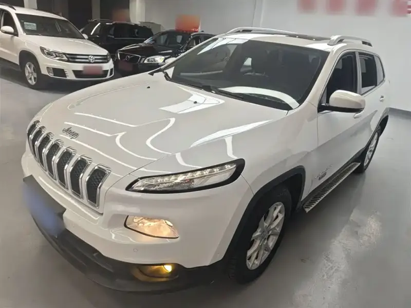 Jeep Cherokee, 2016