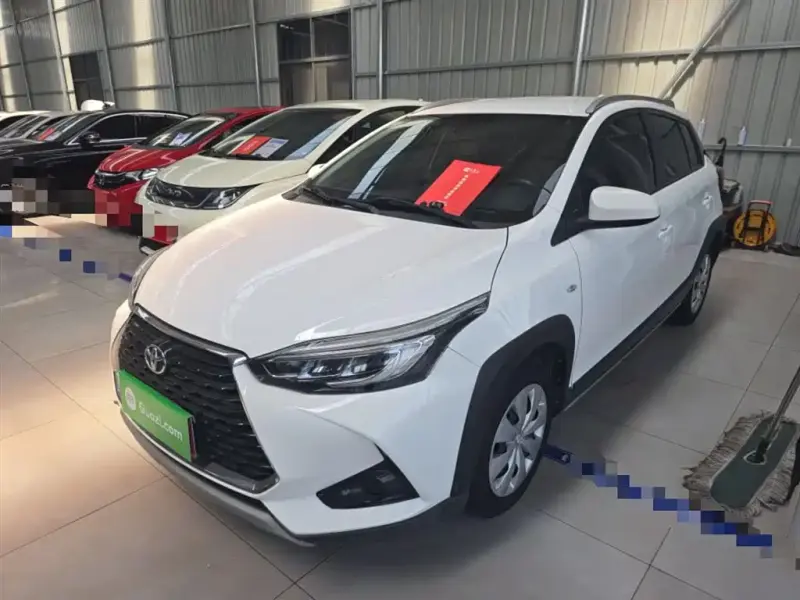 Toyota Yaris L, 2023
