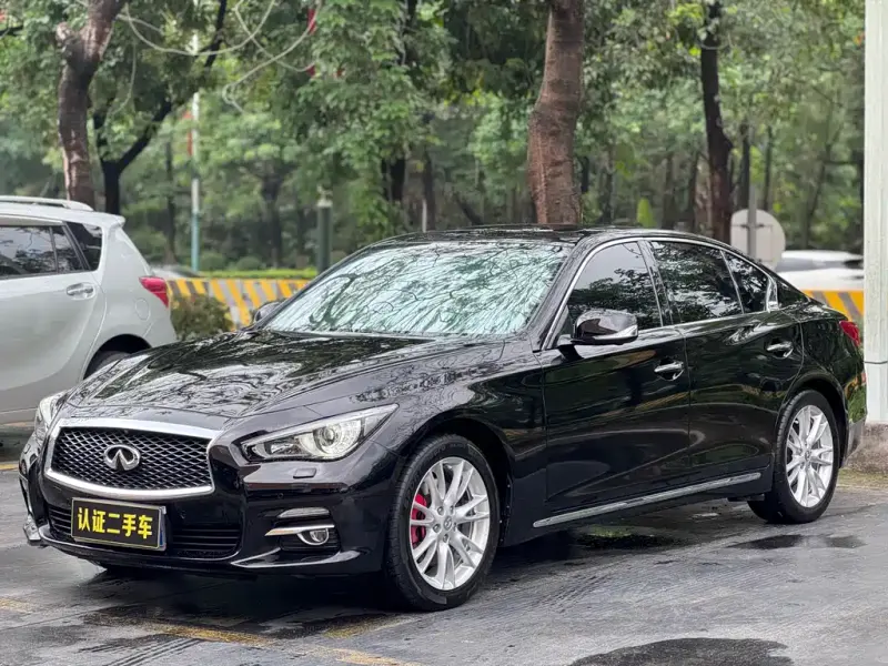 Infiniti Q50L, 2017