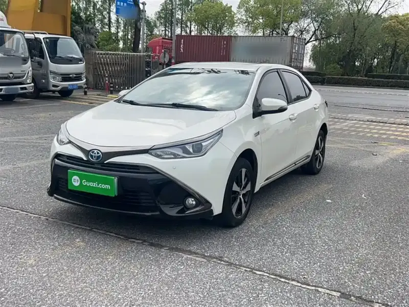 Toyota Levin Twin Engine E+, 2019 — фото 1