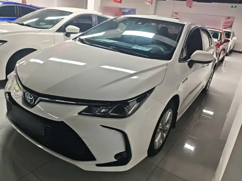 Toyota Corolla, 2021 — фото 1
