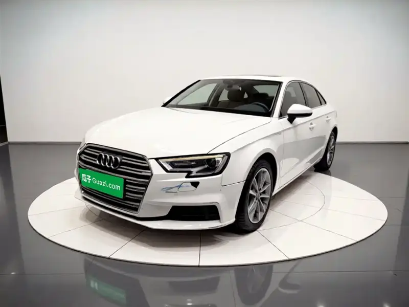 Audi A3, 2018 — фото 1