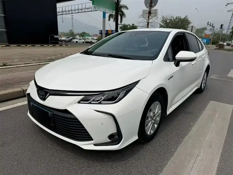 Toyota Corolla, 2021 — фото 1