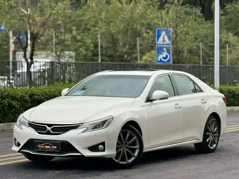 Toyota Reiz, 2016