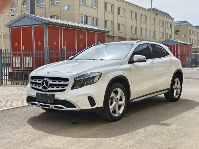 Mercedes-Benz GLA, 2018 — фото 1