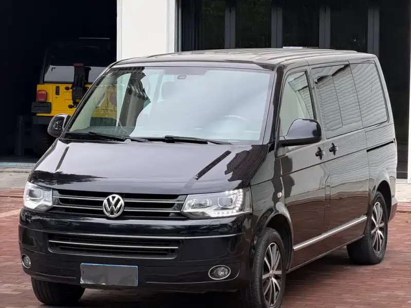 Volkswagen Multivan, 2016 — фото 1