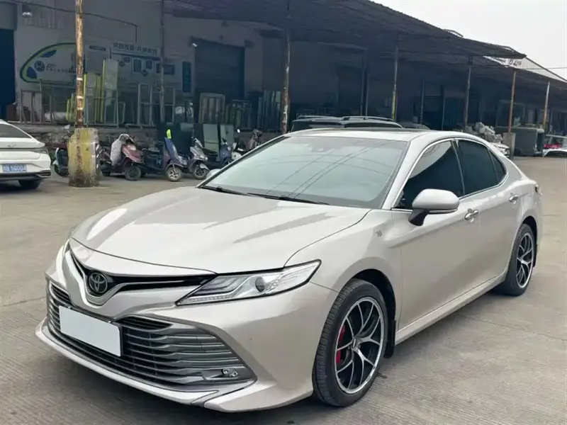 Toyota Camry, 2019