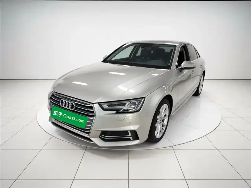 Audi A4L, 2017