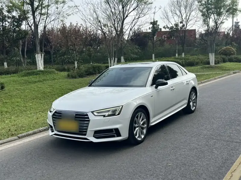 Audi A4L, 2018