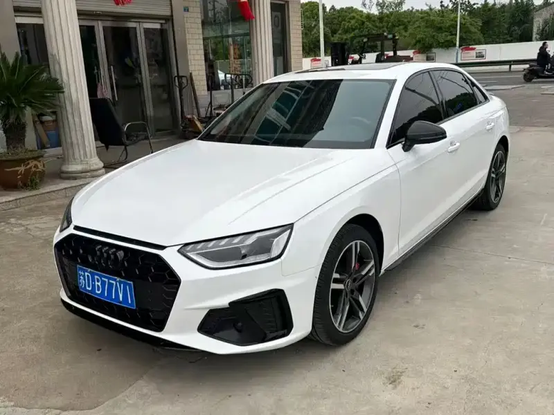 Audi A4L, 2022