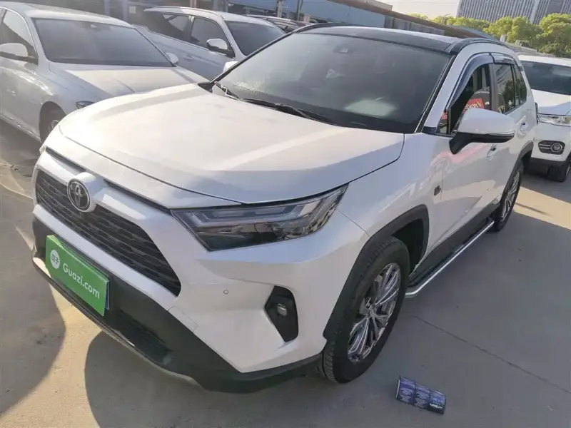 Toyota RAV4, 2024