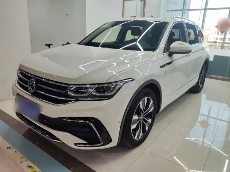 Volkswagen Tiguan L, 2022