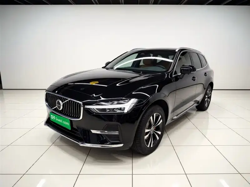 Volvo XC60, 2023 — фото 1