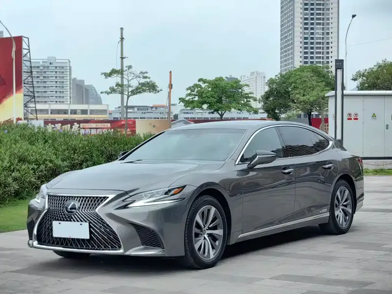 Lexus LS, 2019