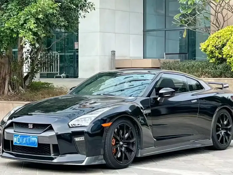 Nissan GT-R, 2013