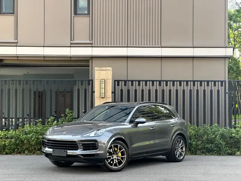 Porsche Cayenne, 2022