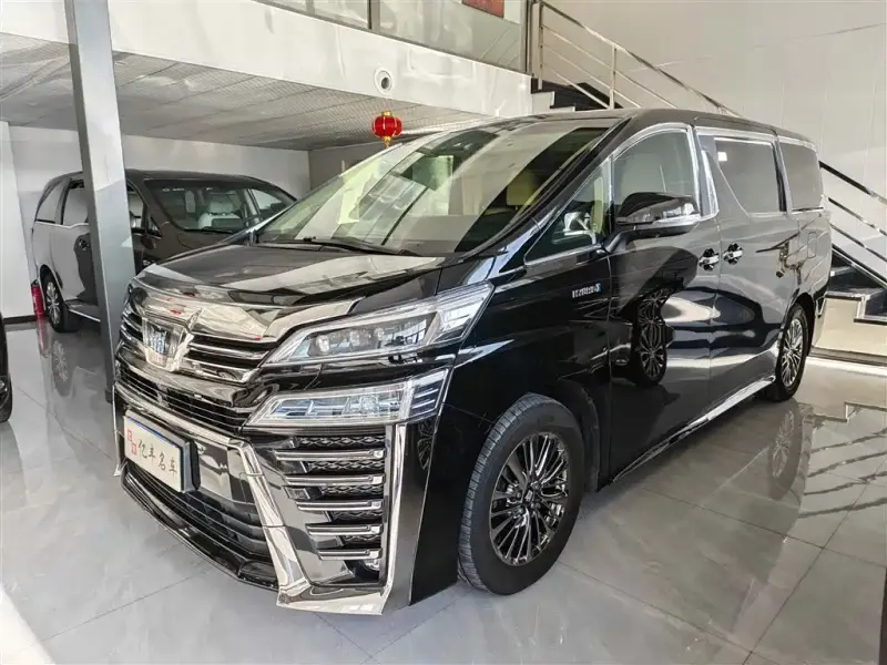 Toyota Vellfire, 2022