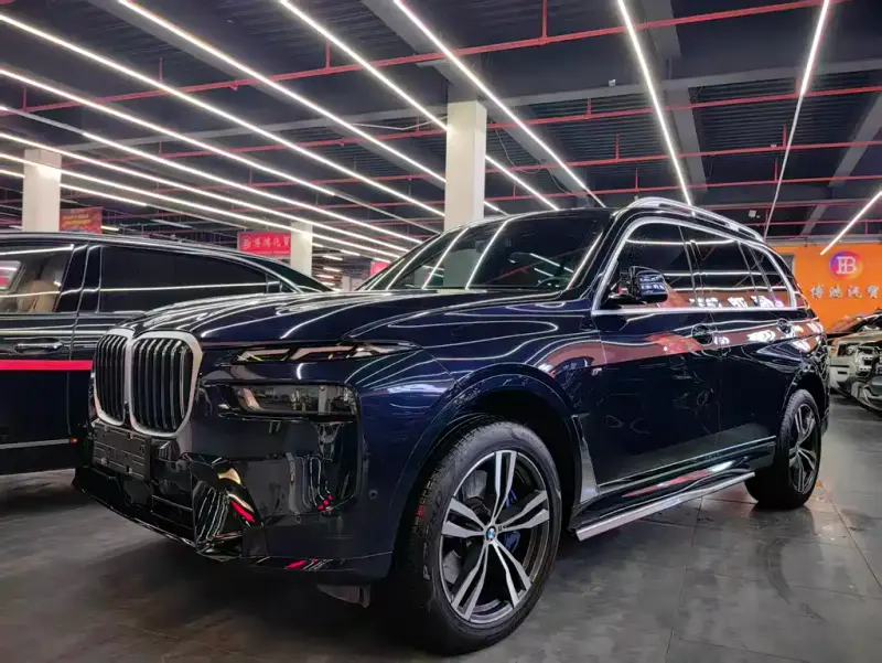 BMW X7, 2023