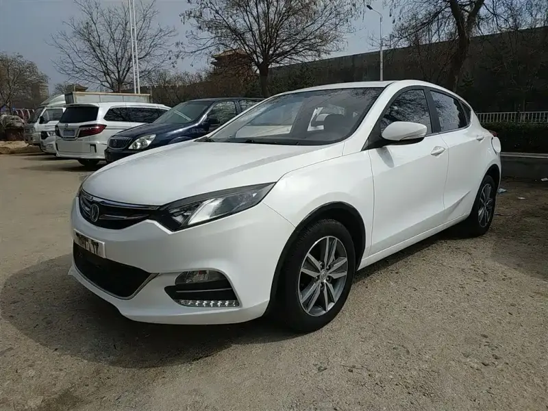 Changan Eado XT, 2016 — фото 1